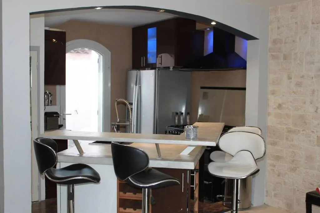 Villa Contemporaine T5 Avec Piscine A Cassis France